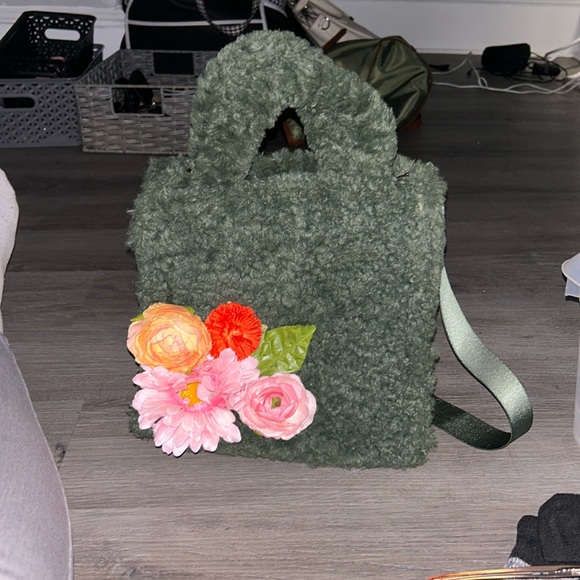 Handbags - Floral fur green garden purse